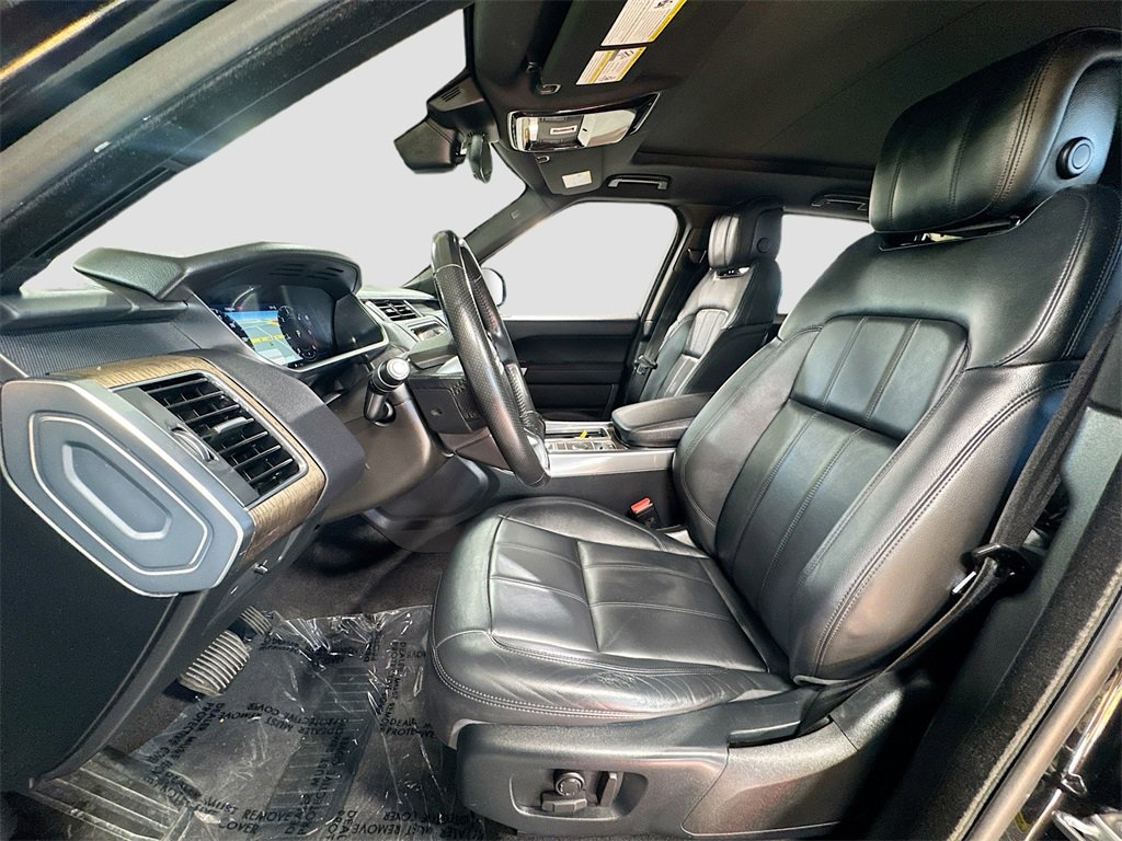 Used 2018 Land Rover Range Rover Sport SE image 12