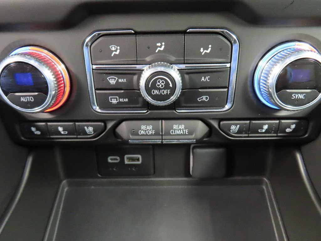 Used 2024 GMC Yukon SLT w/ SLT Luxury Package AWD/4WD image 65