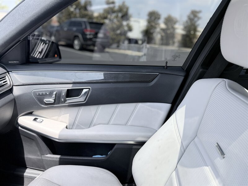 Used 2015 Mercedes-Benz E 63 AMG S-Model image 27