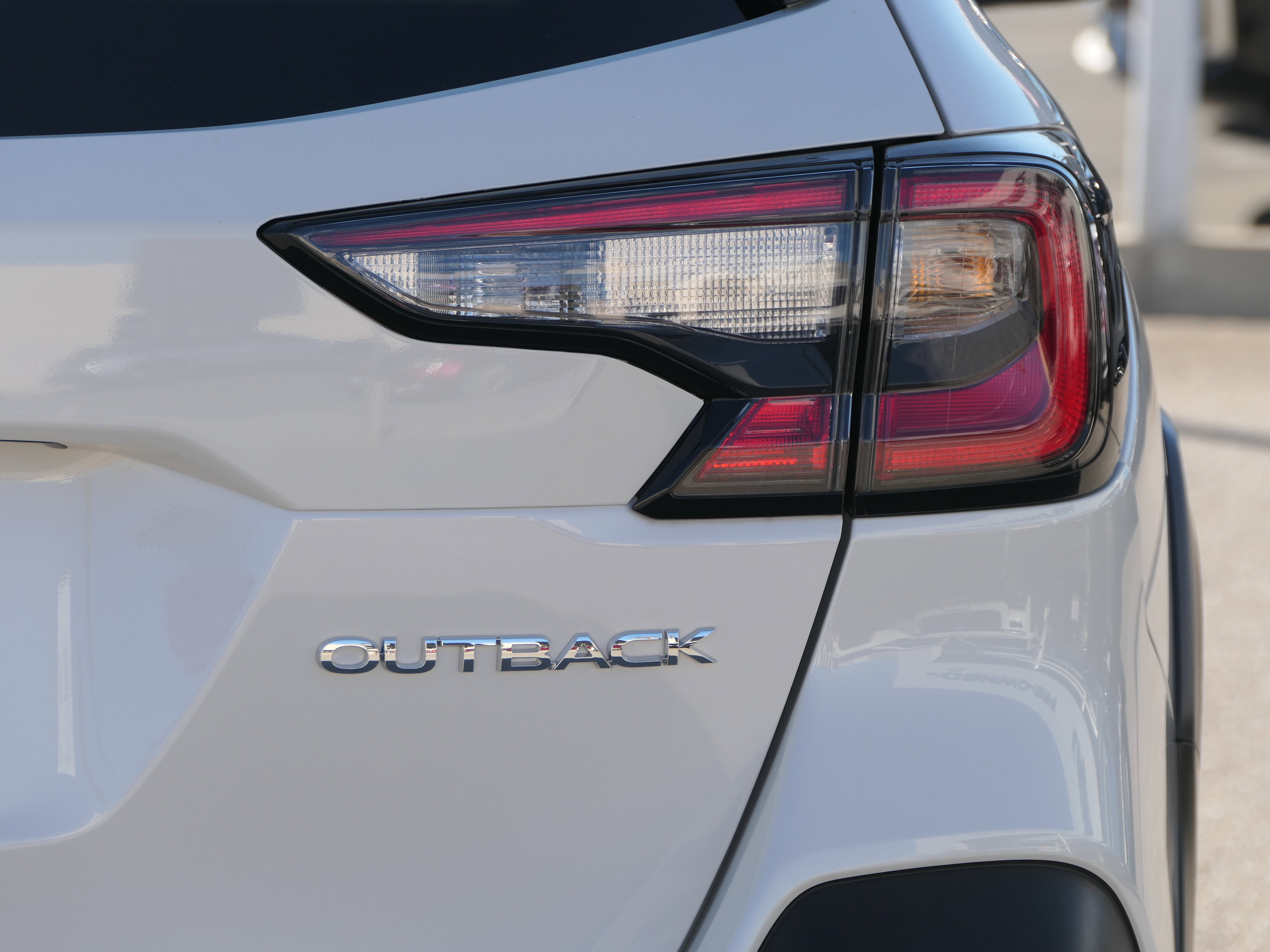 Certified 2025 Subaru Outback Premium image 4