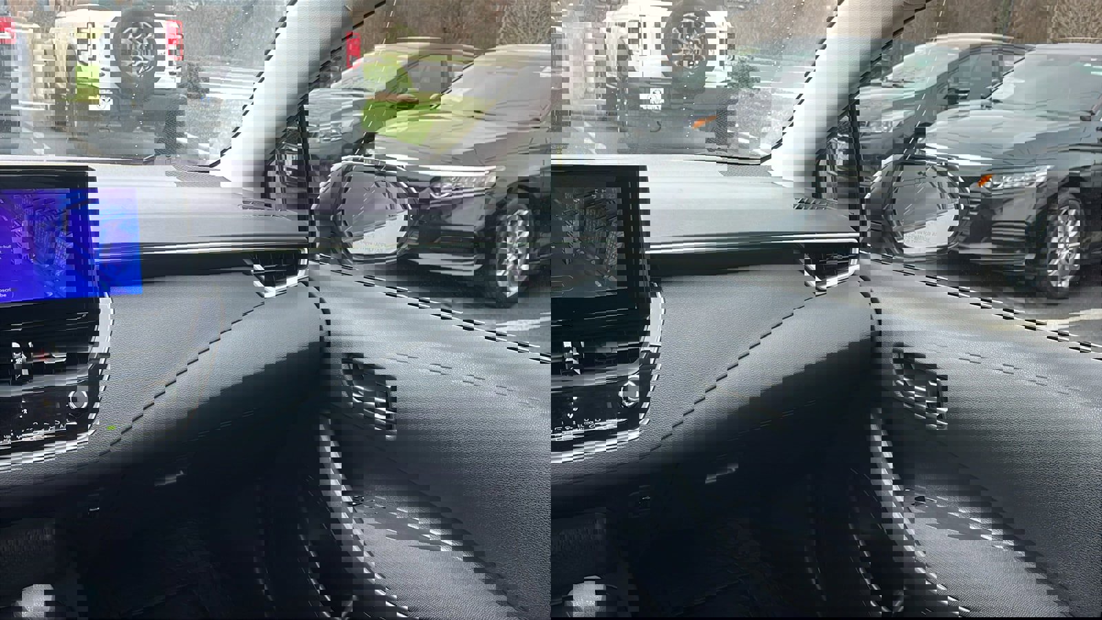 Used 2023 Toyota Corolla LE FWD image 22