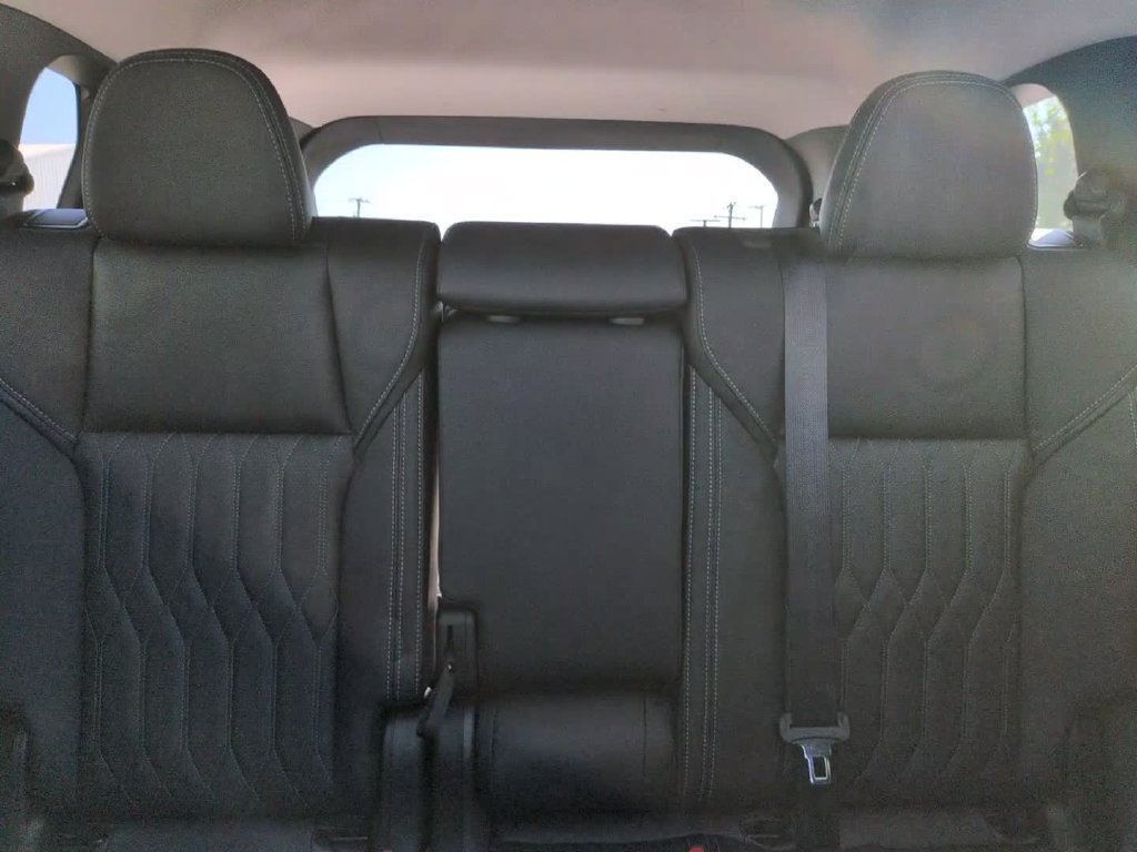 New 2026 Mitsubishi Outlander SEL FWD image 29