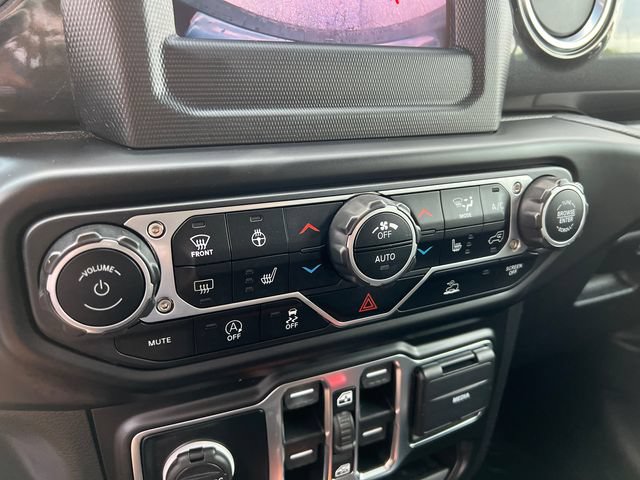 Used 2021 Jeep Wrangler Unlimited Sahara AWD/4WD image 20