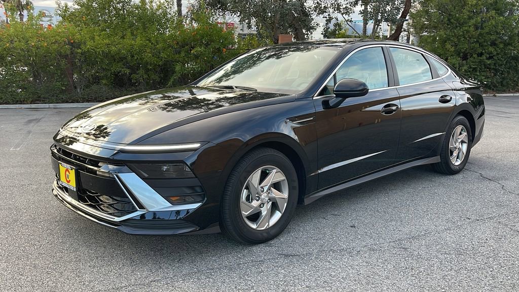 Certified 2025 Hyundai Sonata SE image 13