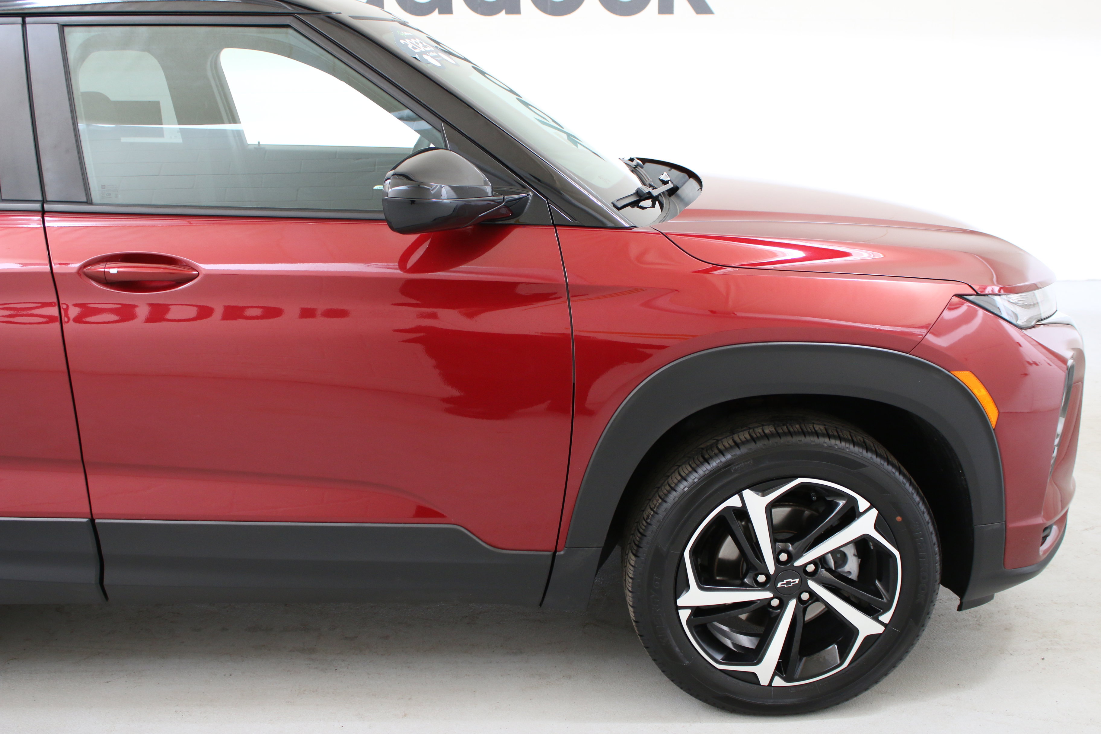 Used 2023 Chevrolet TrailBlazer RS w/ Convenience Package AWD/4WD image 8