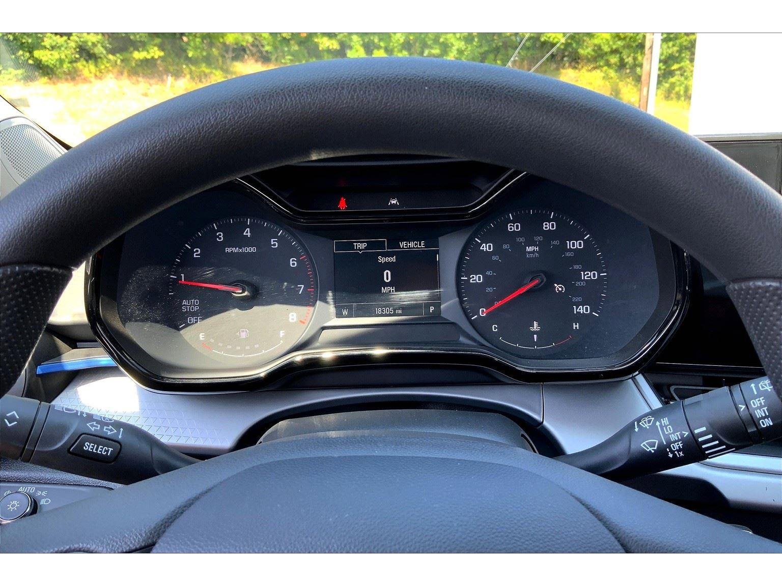 Used 2025 Chevrolet Trax LS image 18