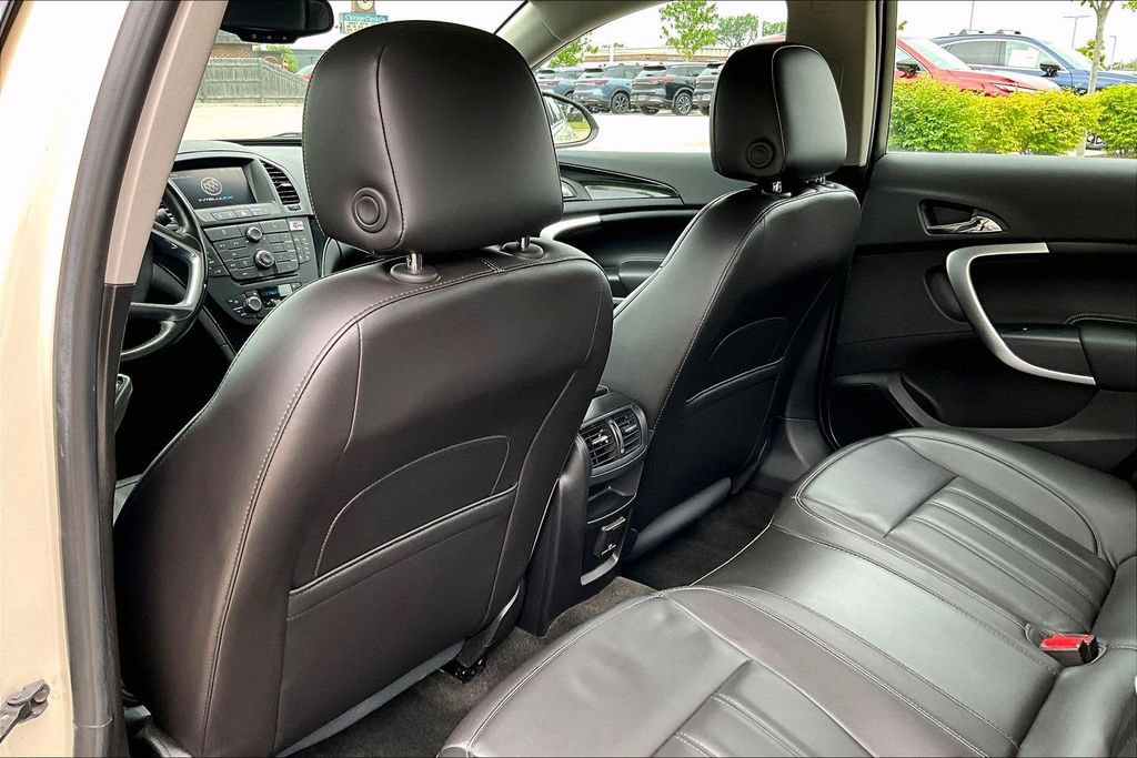 Used 2013 Buick Regal Premium FWD image 31