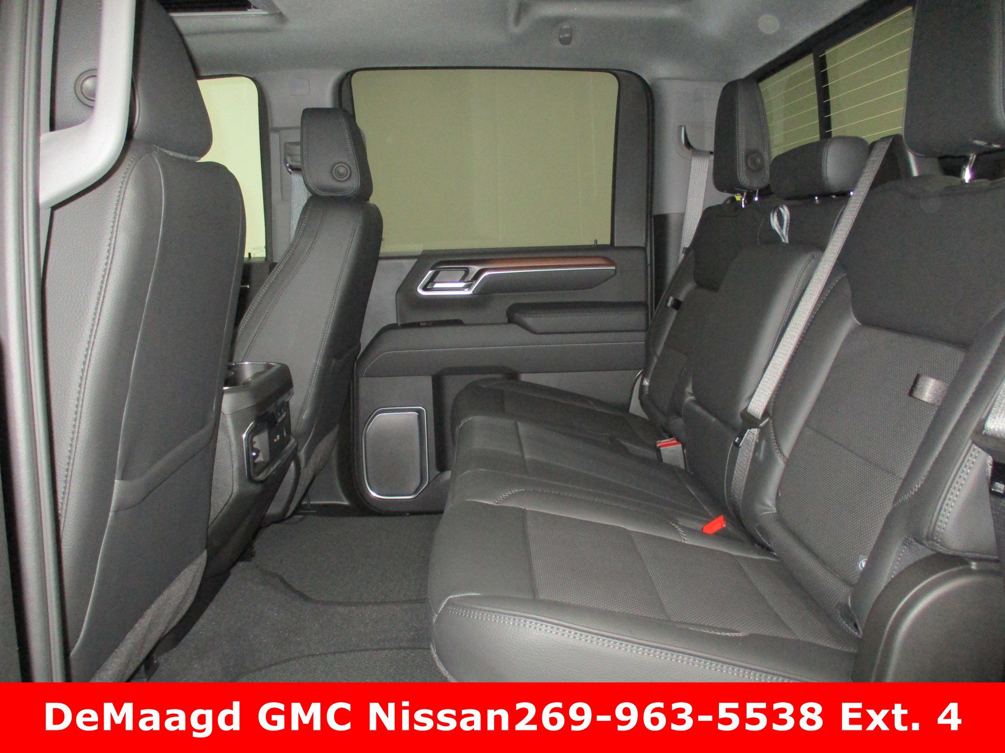 New 2025 GMC Sierra 2500 Denali w/ Technology Package image 33