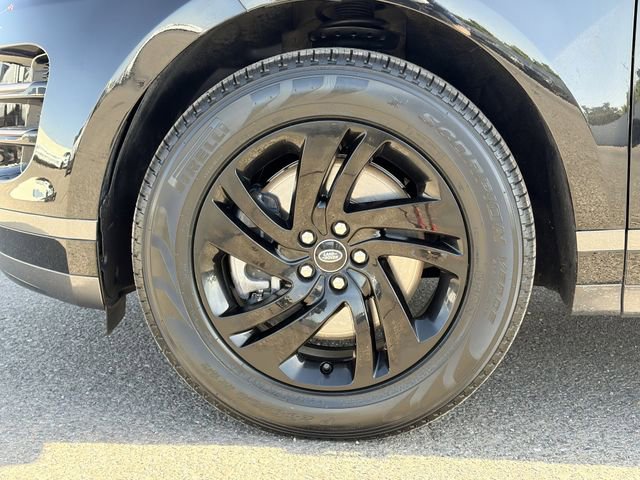 Used 2022 Land Rover Range Rover Evoque R-Dynamic S AWD/4WD image 32