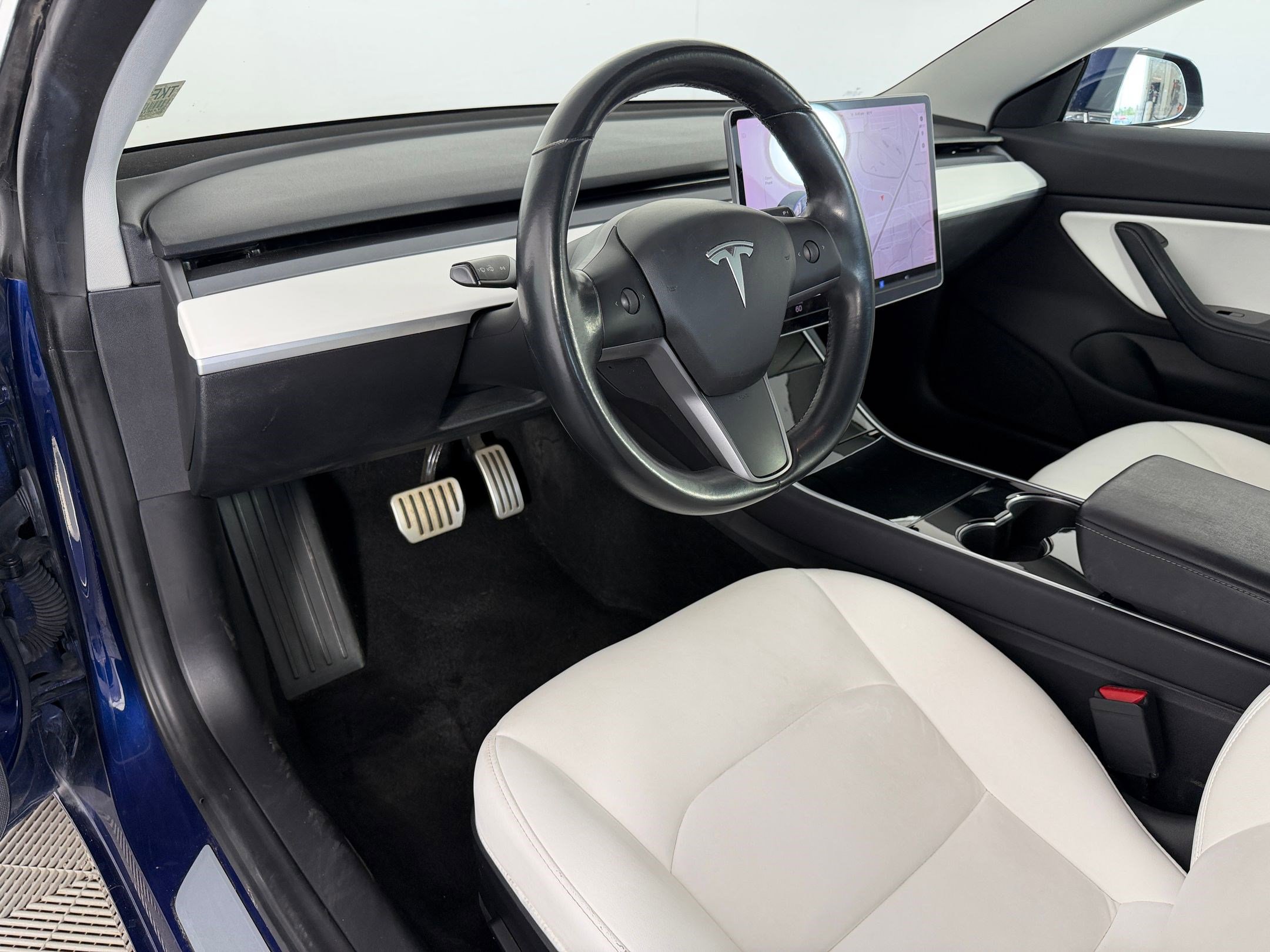 Used 2019 Tesla Model 3 Long Range AWD/4WD image 4