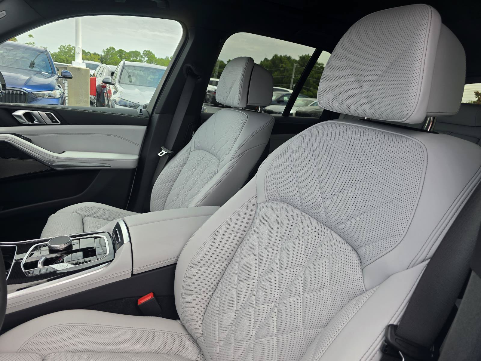 New 2026 BMW X5 sDrive40i w/ M Sport Package RWD image 17