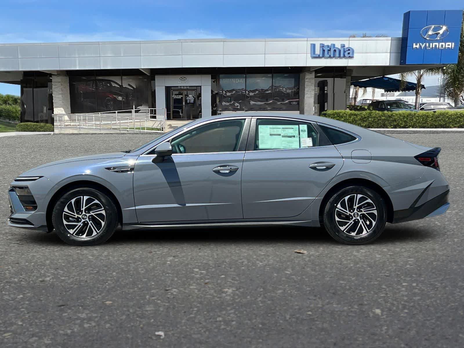 New 2026 Hyundai Sonata Blue FWD image 6