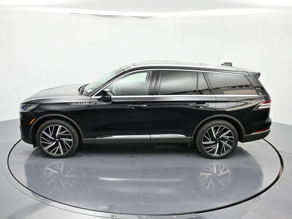New 2025 Lincoln Aviator Reserve w/ Equipment Group 201A AWD/4WD image 35