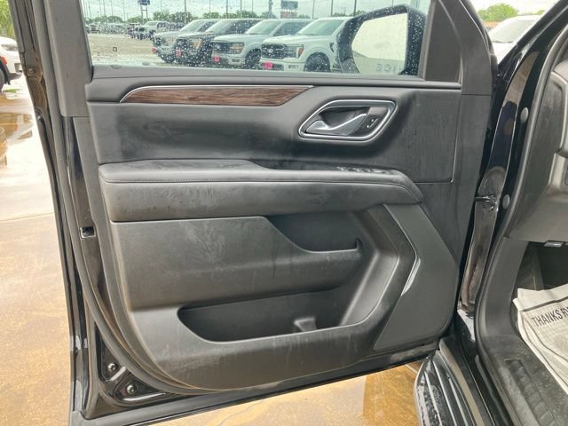 Used 2023 Chevrolet Suburban LS RWD image 27