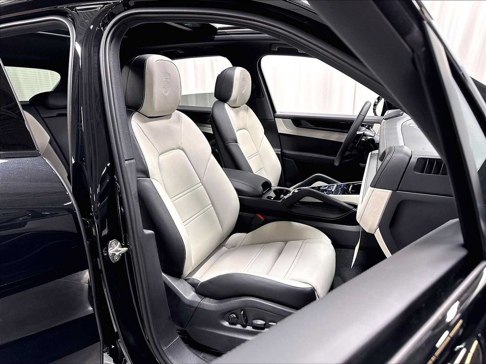 New 2026 Porsche Cayenne S AWD/4WD image 29