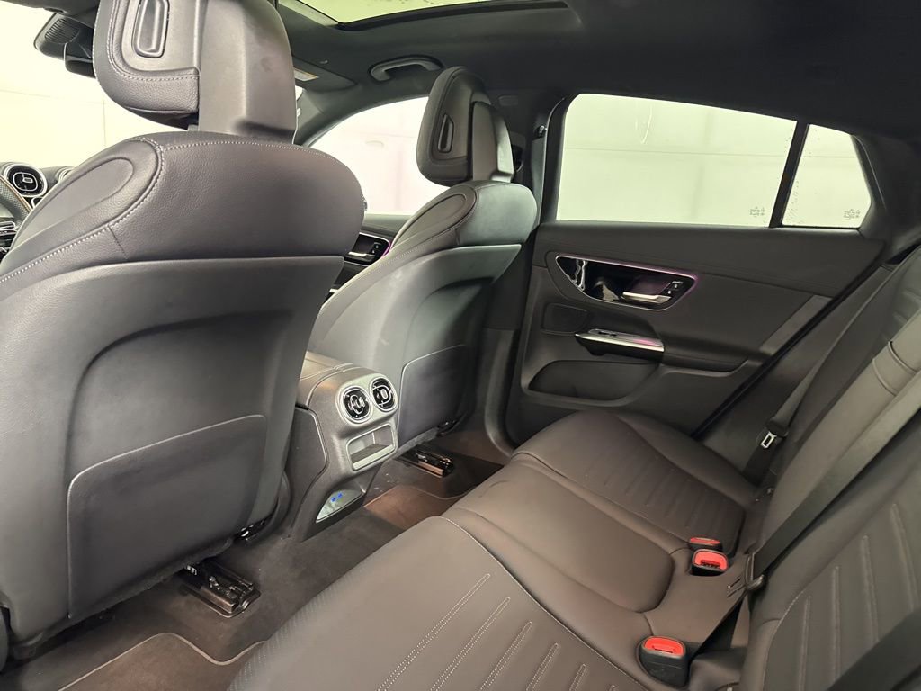 Used 2024 Mercedes-Benz GLC 300 4MATIC w/ AMG Line image 21