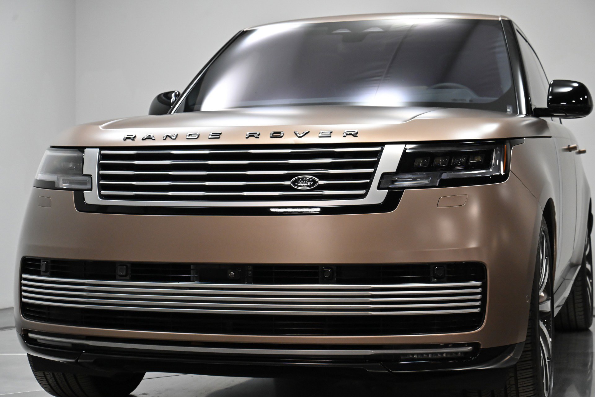 Used 2023 Land Rover Range Rover LWB SV Autobiography image 74