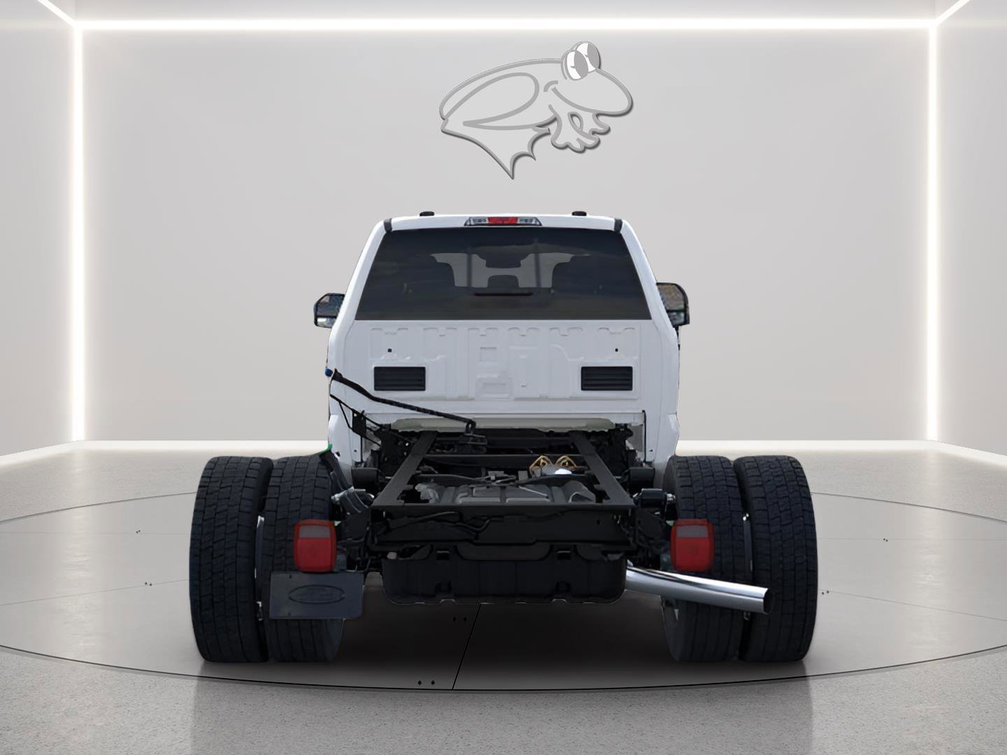 New 2026 Ford F550 4x4 Crew Cab image 5