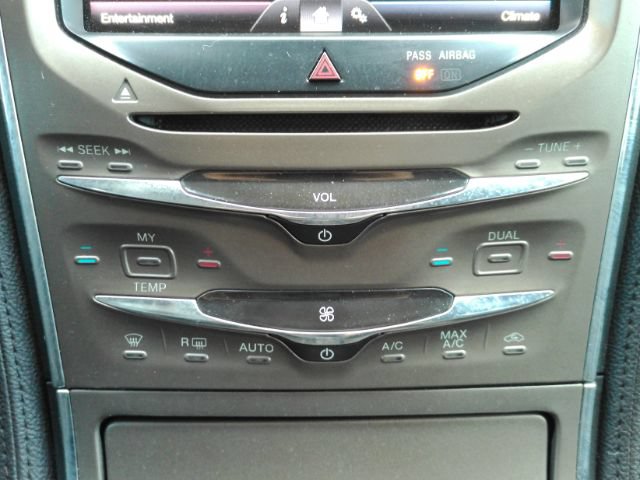 Used 2013 Lincoln MKX FWD image 43