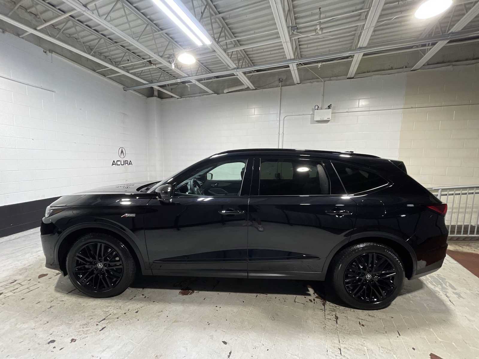 Certified 2026 Acura MDX A-Spec w/ Advance Package AWD/4WD image 3