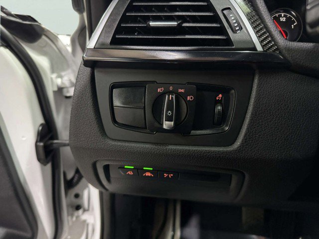 Used 2016 BMW M3 image 33