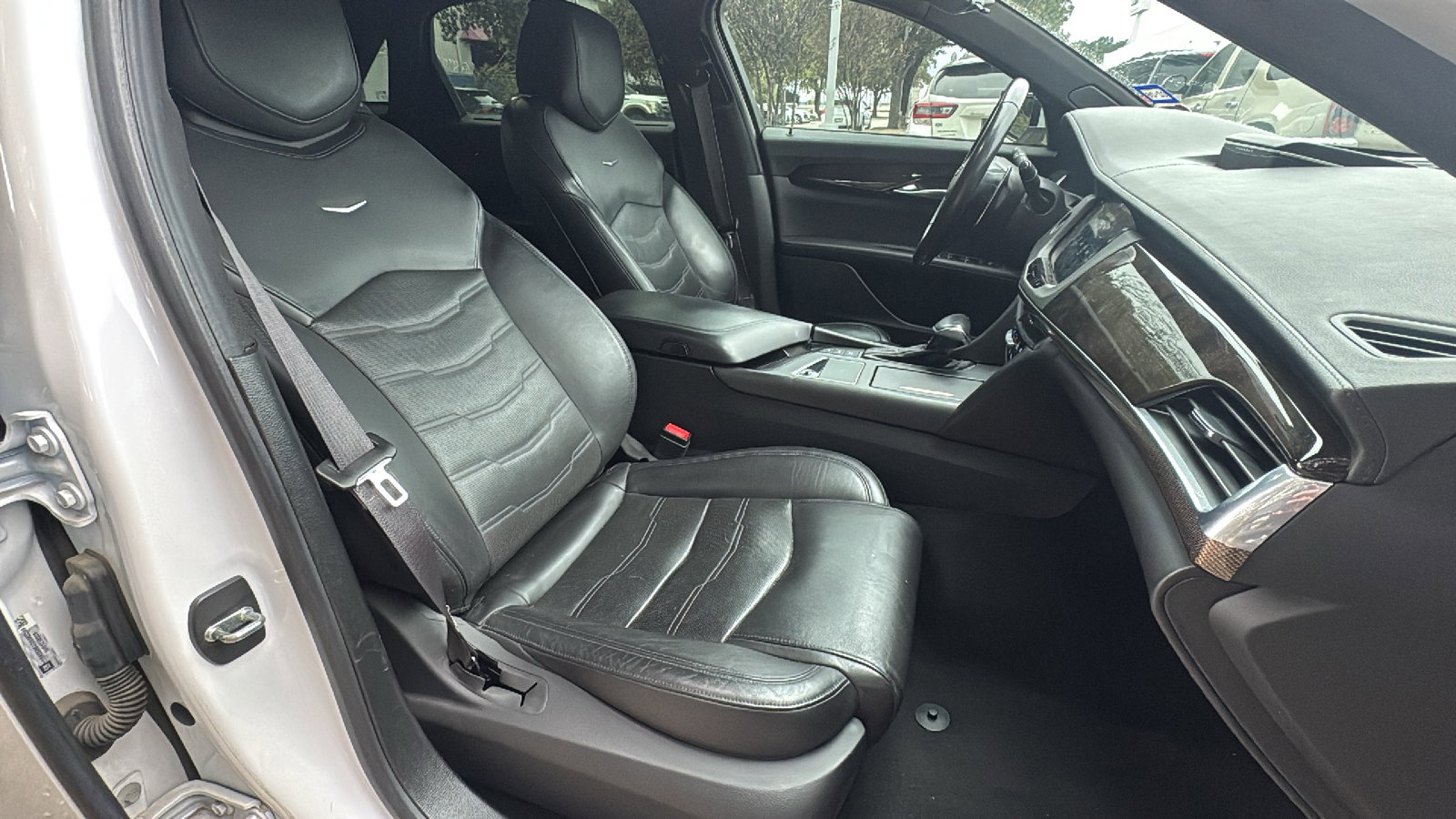 Used 2016 Cadillac CT6 Luxury w/ Active Chassis Package image 34