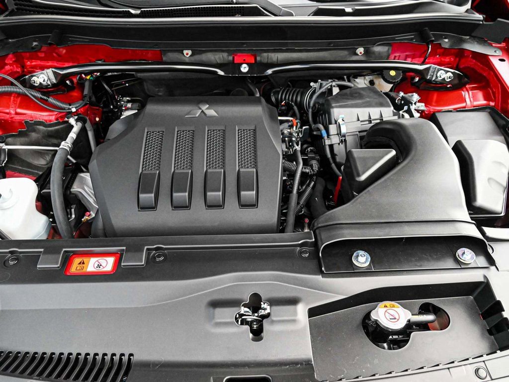 New 2024 Mitsubishi Eclipse Cross LE image 34