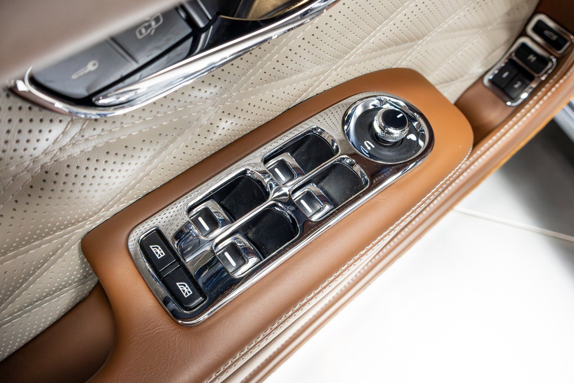 Used 2017 Bentley Mulsanne Speed image 70