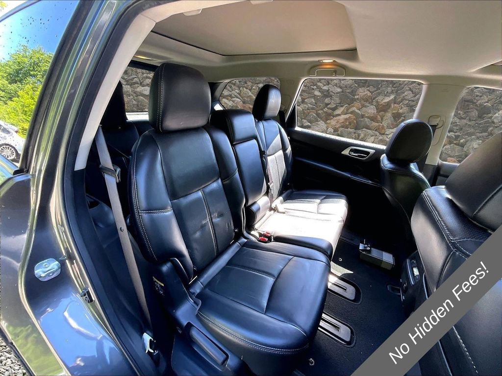 Used 2017 Nissan Pathfinder Platinum w/ Cargo Package AWD/4WD image 25