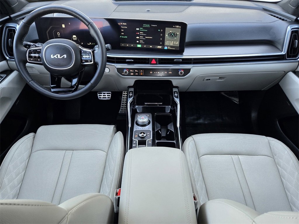 Used 2025 Kia Sorento SX Prestige image 12