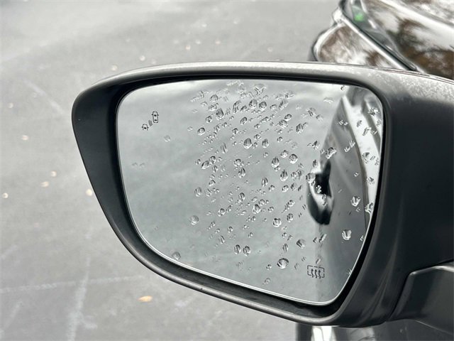 Used 2023 Nissan Frontier SV w/ SV Convenience Package image 15