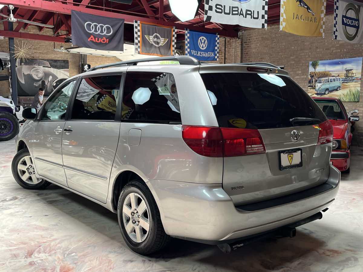 Used 2004 Toyota Sienna LE FWD image 5