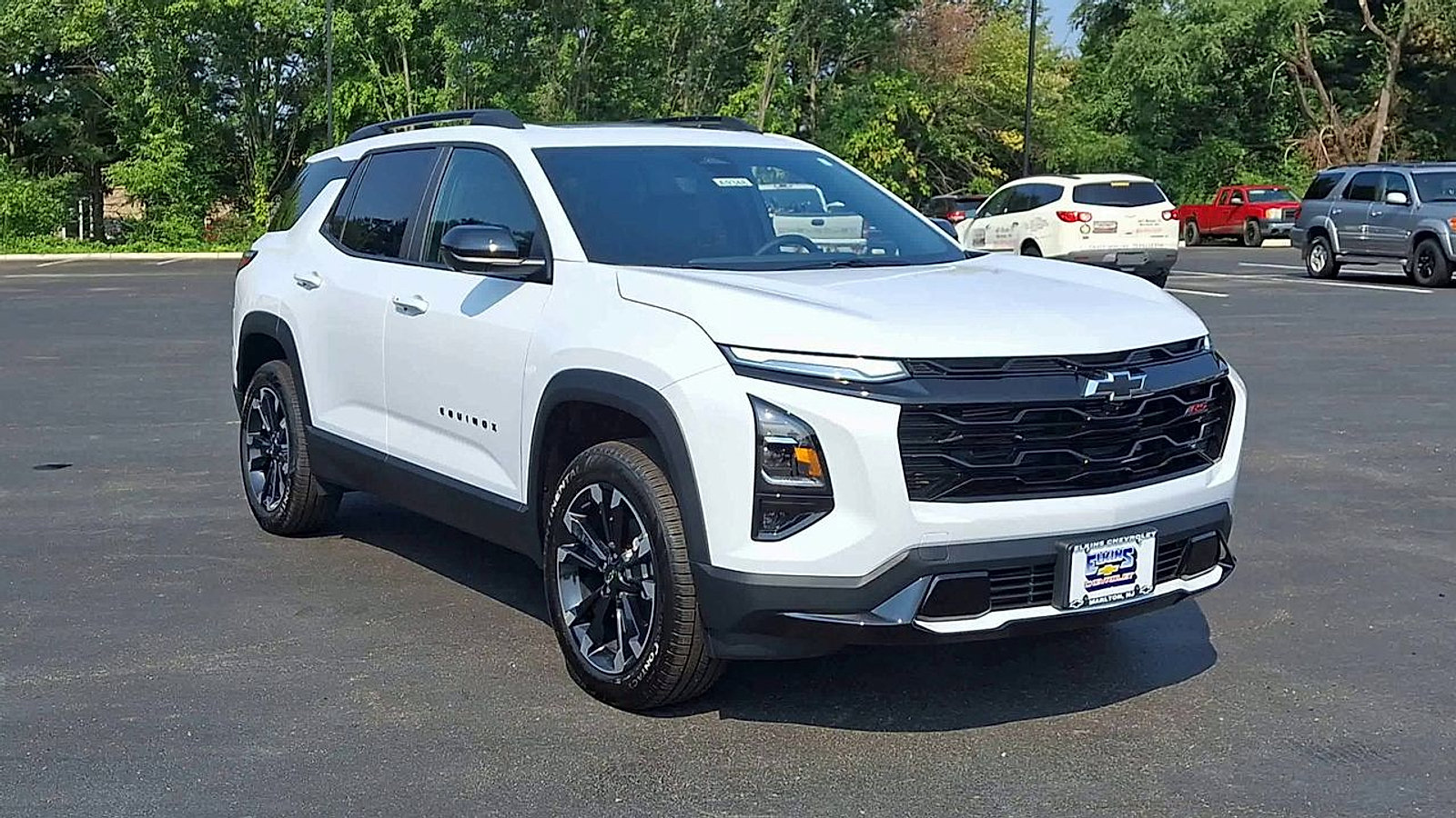 New 2027 Chevrolet Equinox RS w/ Safety and Technology Package FWD image 5