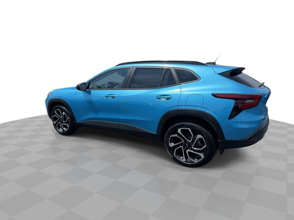 New 2026 Chevrolet Trax RS w/ Sunroof Package FWD image 5