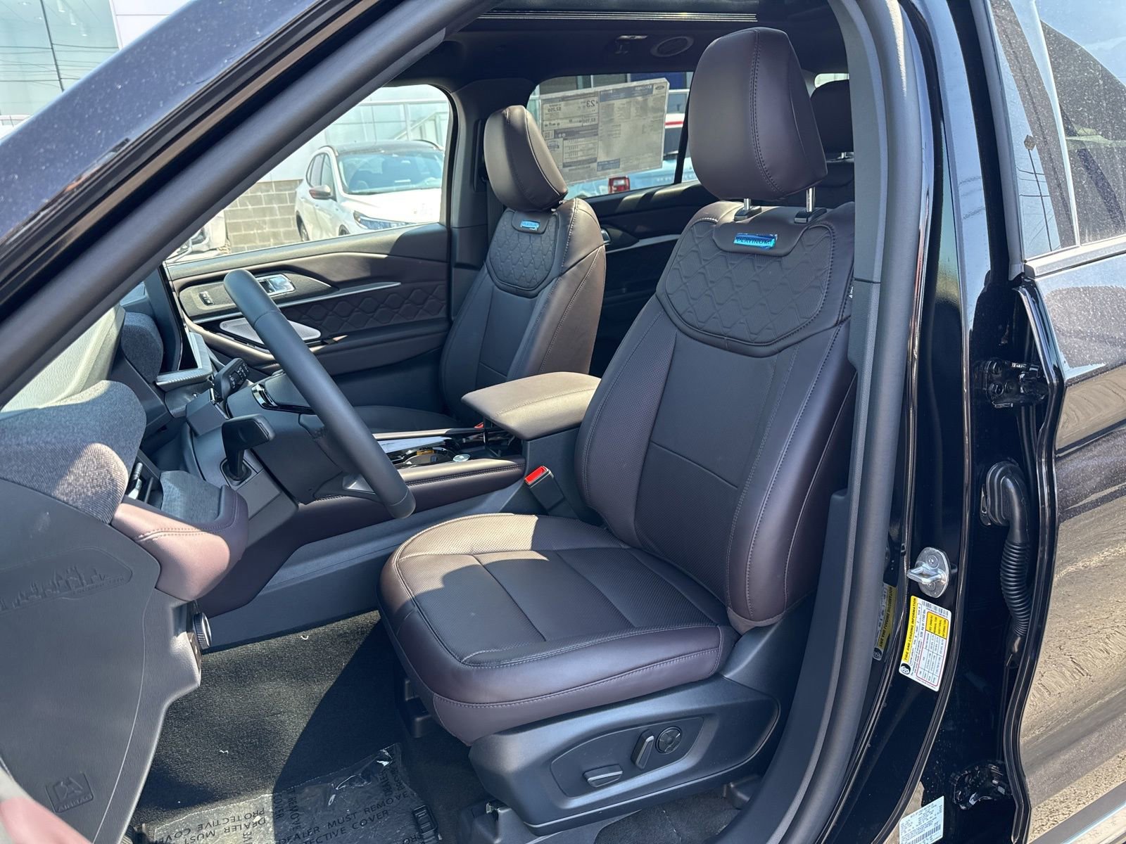 New 2026 Ford Explorer Platinum image 2