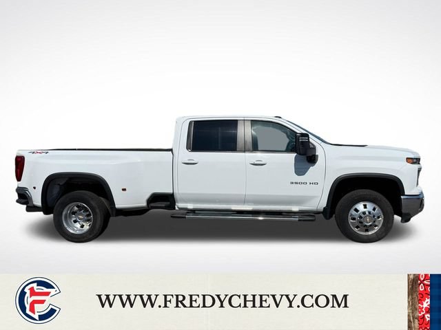 Used 2025 Chevrolet Silverado 3500 LT w/ Safety Package AWD/4WD image 33