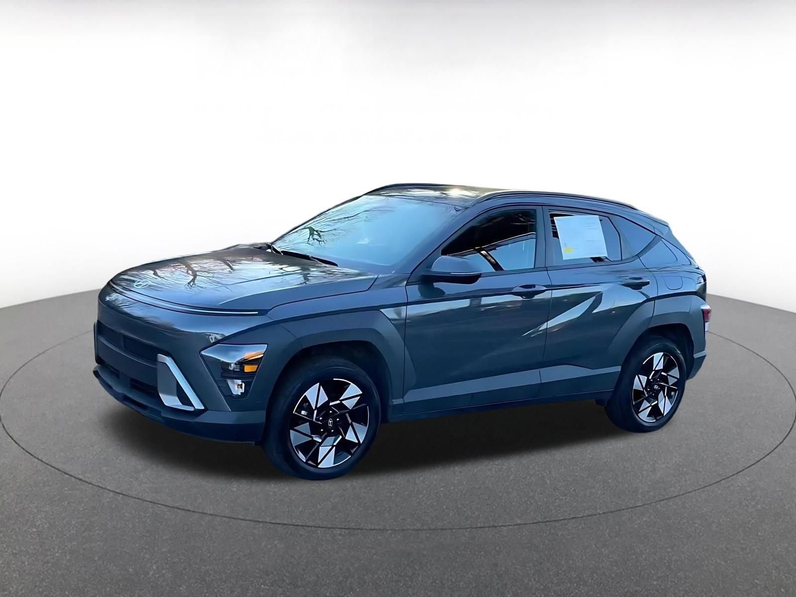 Used 2025 Hyundai Kona SEL image 8