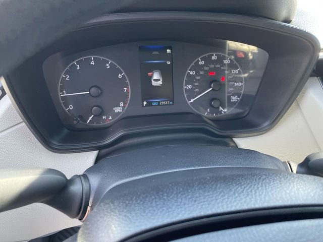Used 2024 Toyota Corolla Cross L image 12