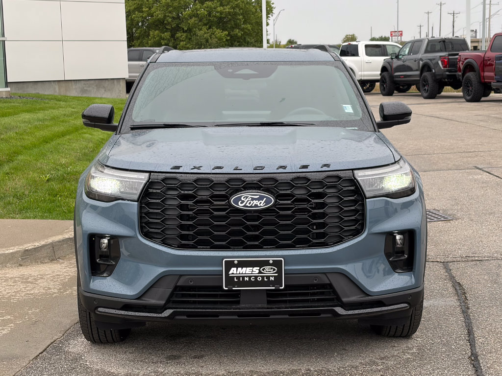 New 2027 Ford Explorer ST-Line AWD/4WD image 8