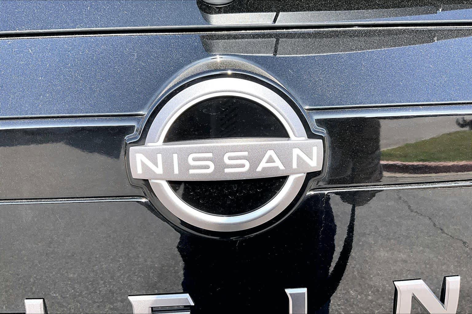 New 2026 Nissan Pathfinder SL image 8