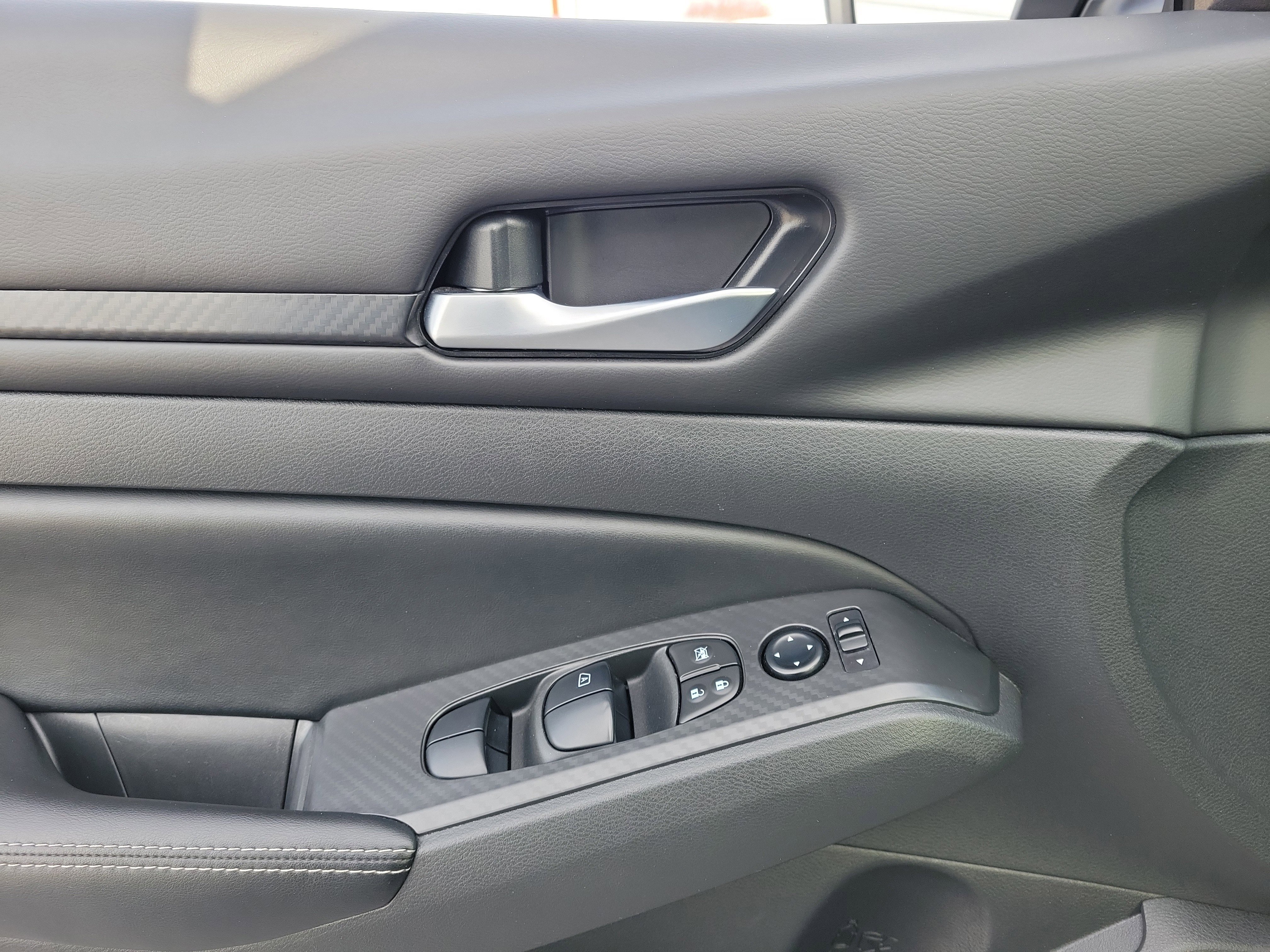 Certified 2024 Nissan Altima 2.5 SV image 17