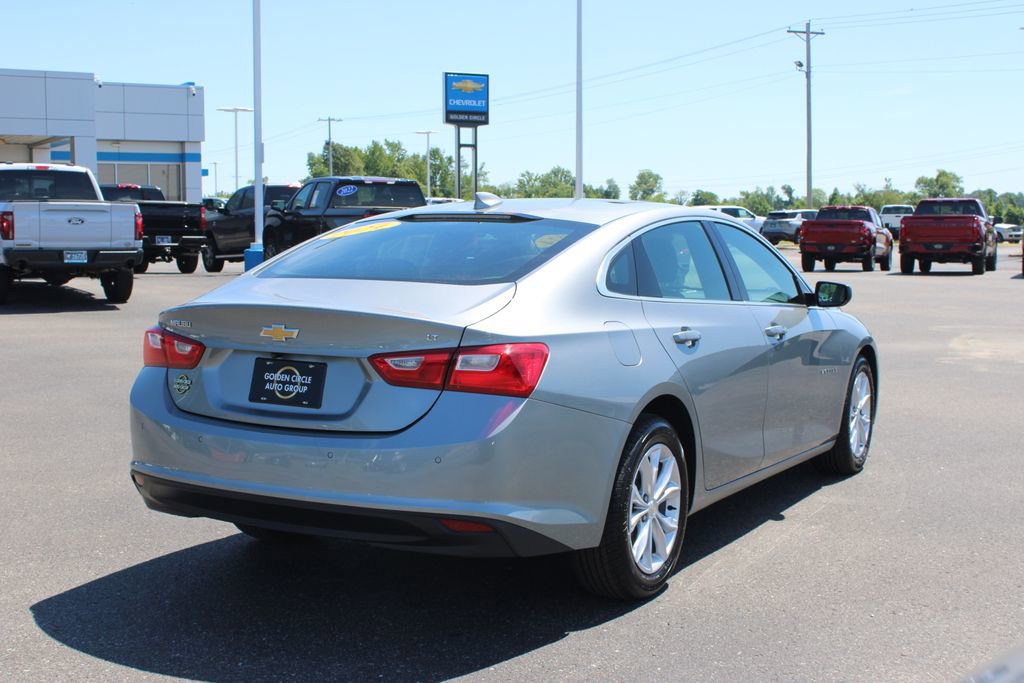 Used 2024 Chevrolet Malibu LT FWD image 9