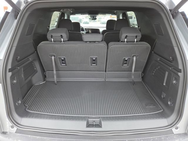 New 2026 Chevrolet Traverse LT w/ Driver Confidence Package AWD/4WD image 27