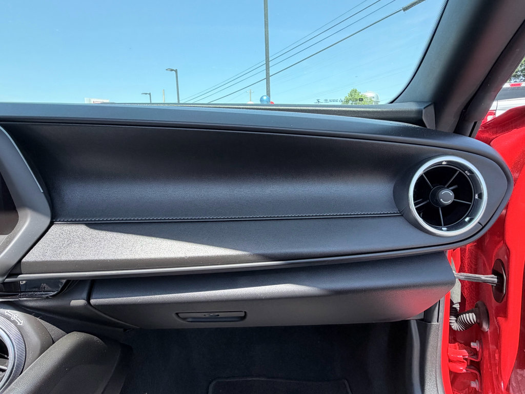 Used 2017 Chevrolet Camaro SS RWD image 19