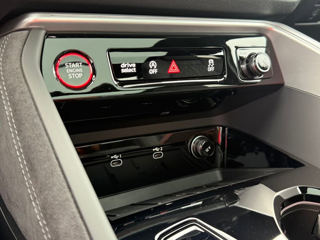 New 2025 Audi SQ5 Premium Plus image 24