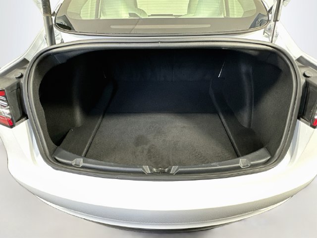 Used 2023 Tesla Model 3 Standard Range RWD image 27