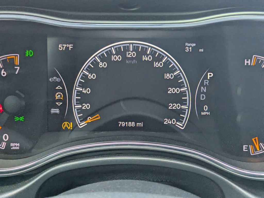 Used 2021 Jeep Grand Cherokee Laredo X RWD image 25