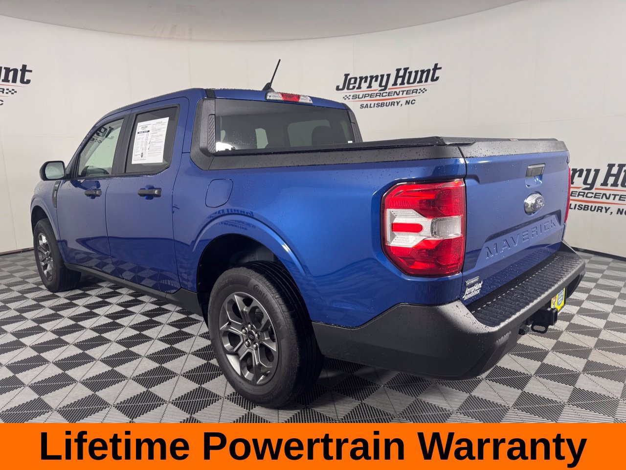Used 2024 Ford Maverick XLT FWD image 10