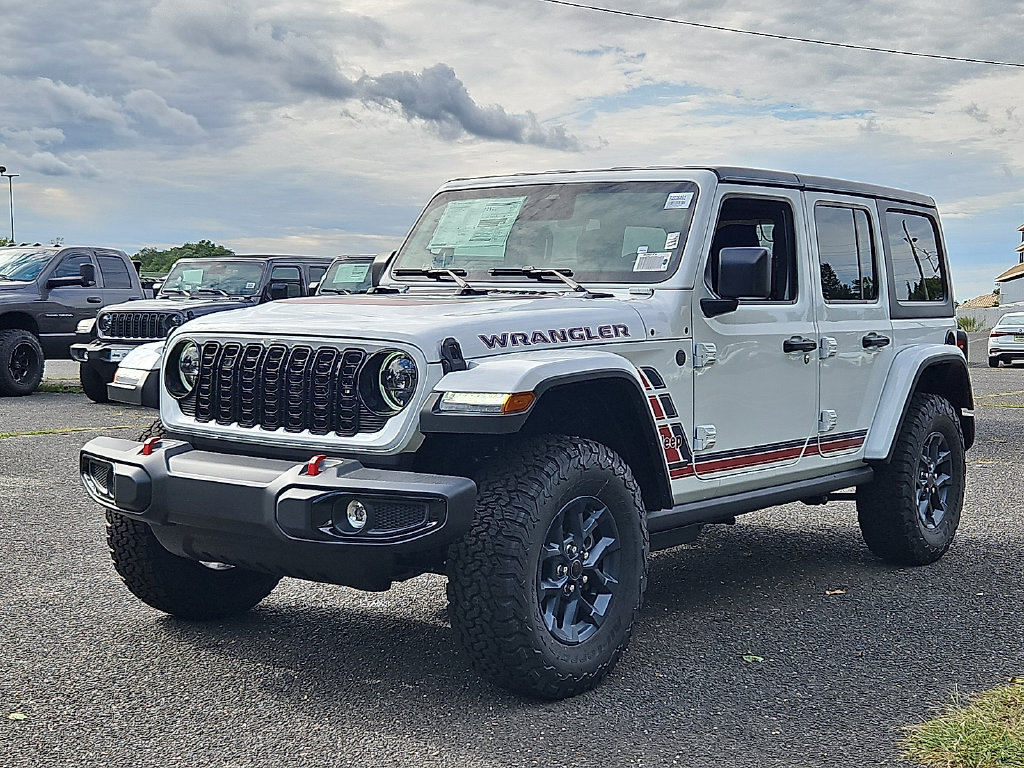 New 2026 Jeep Wrangler Unlimited Sport w/ Dual Top Group AWD/4WD image 3