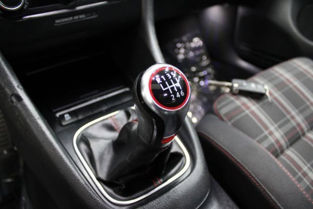 Used 2012 Volkswagen GTI 4-Door FWD image 13
